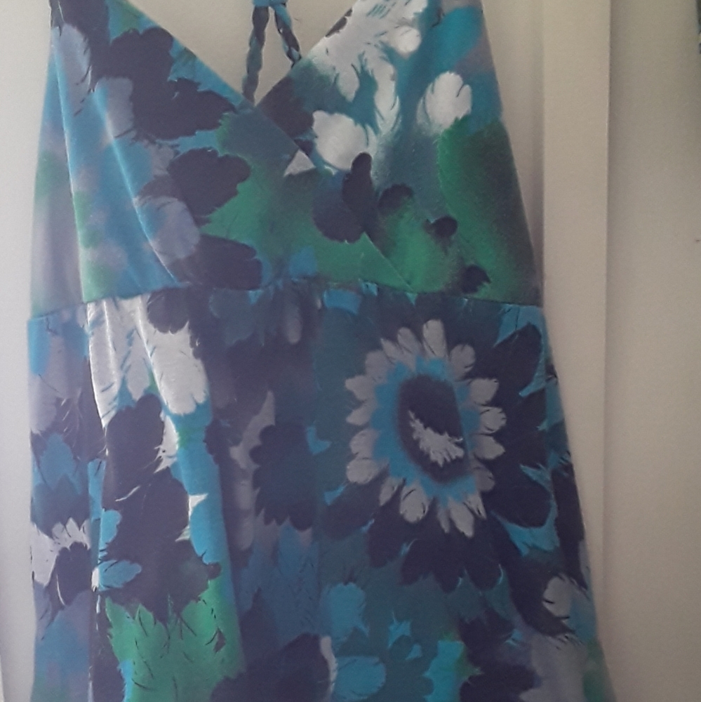 Flowered tank top